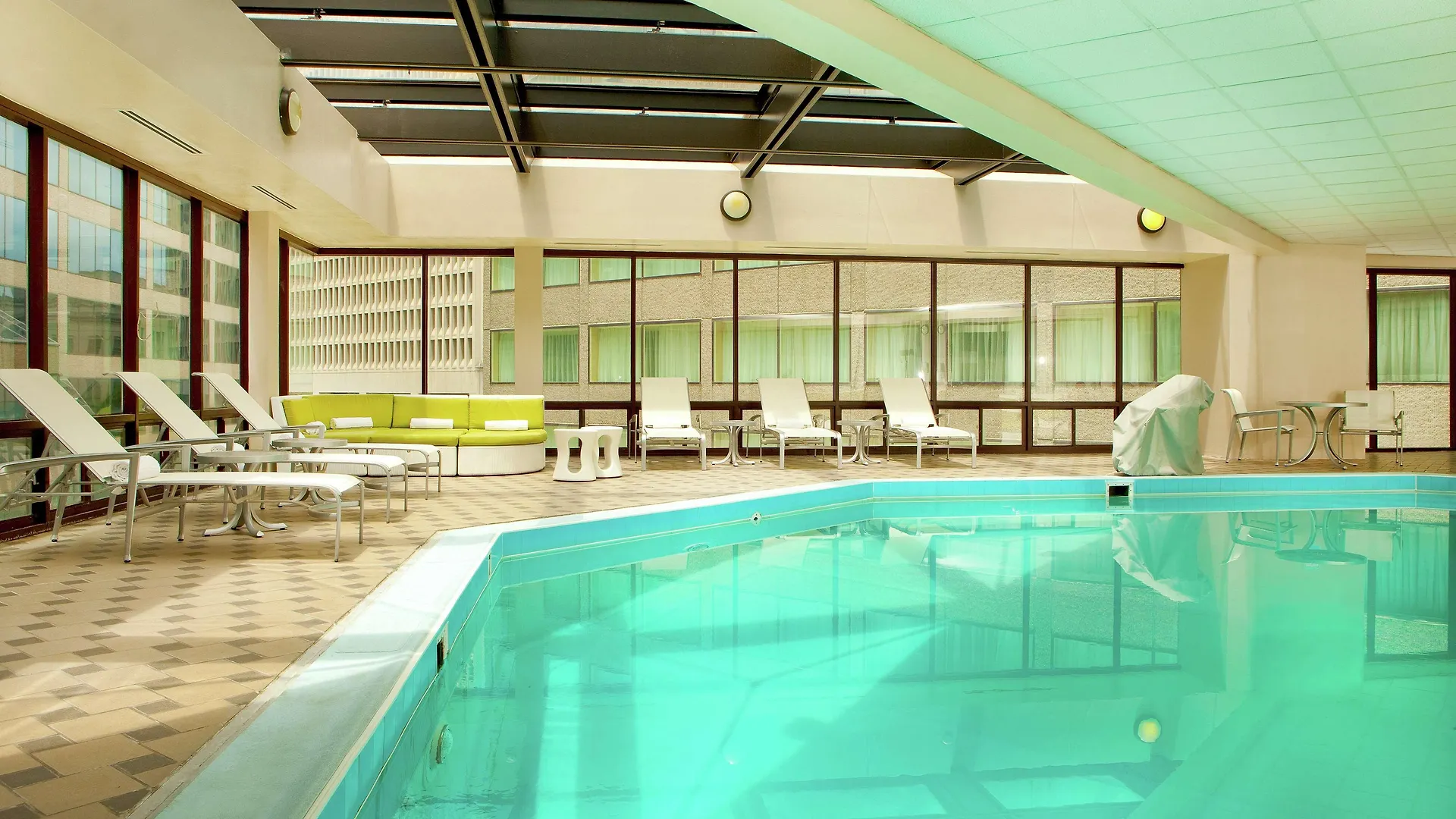 Doubletree By Hilton Hotel Nashville Downtown
