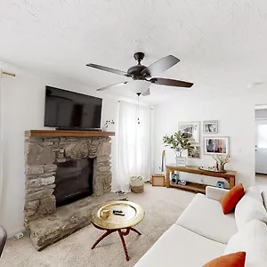 Charming East Escape Holiday home